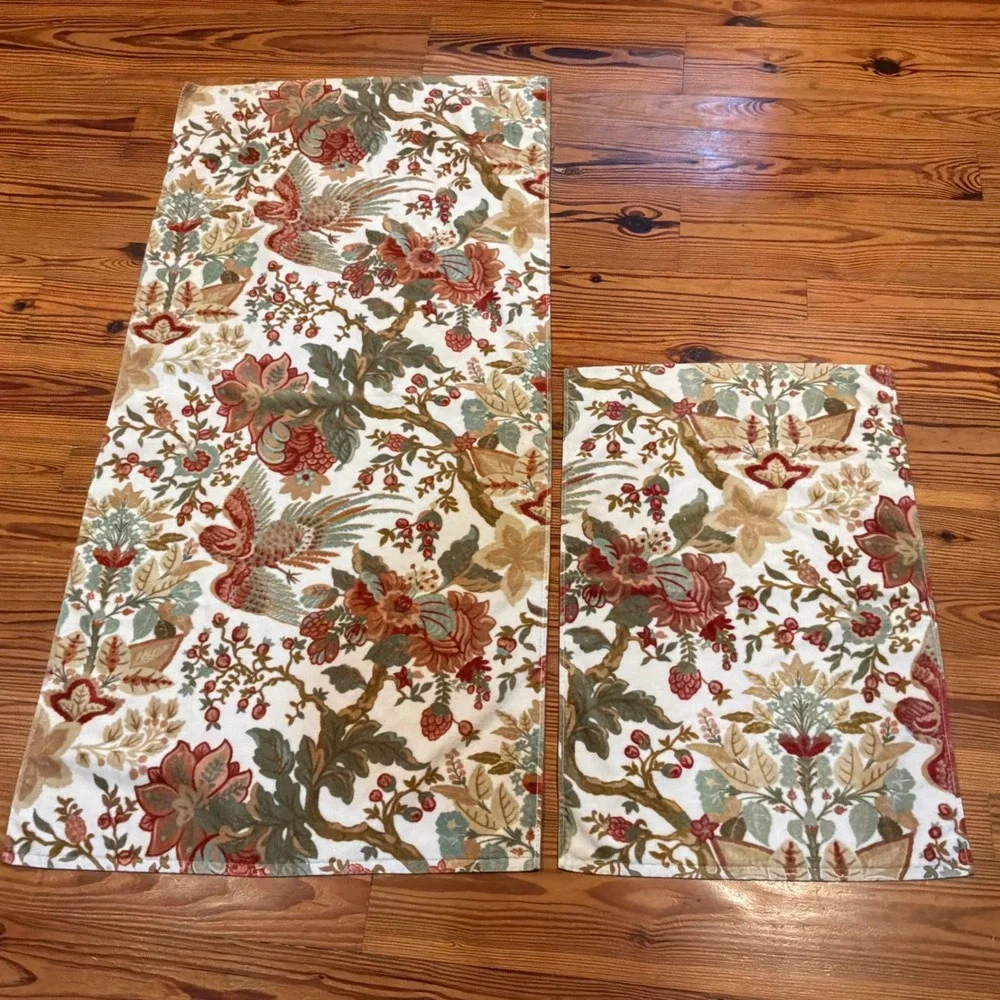 Pottery Barn Palampore Jacobean Floral Bird Bath Towel 2 pc Set Portugal EUC